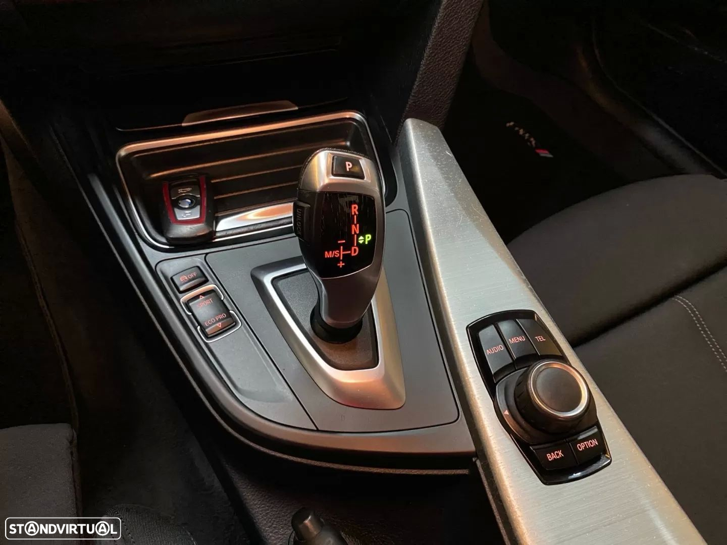 BMW 320 d Auto Line Sport - 15