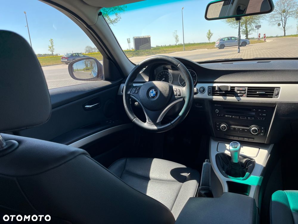 BMW Seria 3 316d - 13