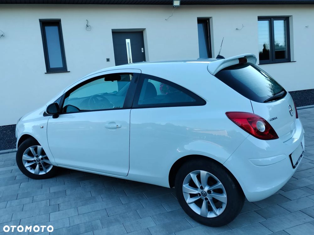 Opel Corsa - 21