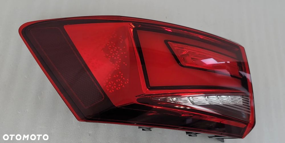 LAMPA LEWA TYŁ TYLNA SEAT ATECA 2016-2020 LED 575945207E - 2