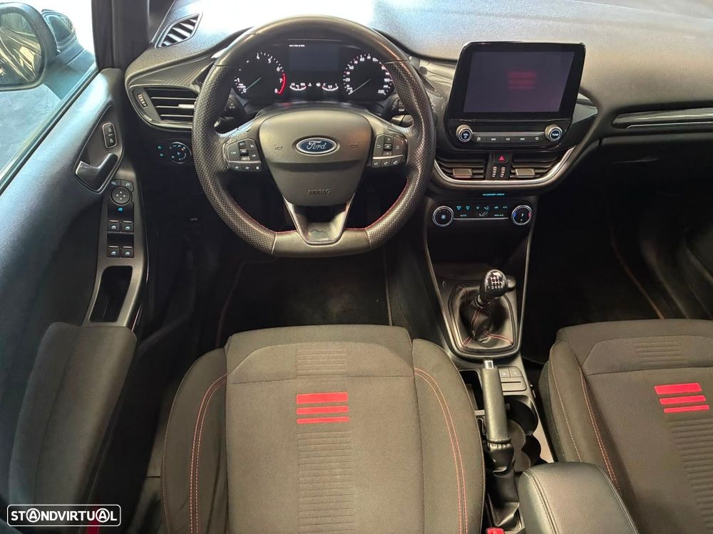 Ford Fiesta 1.0 EcoBoost ST-Line - 29