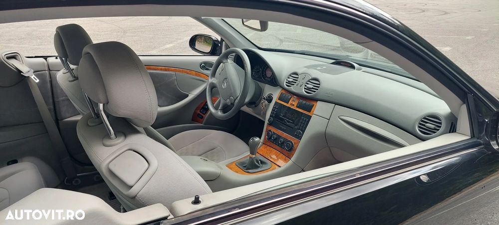Mercedes-Benz CLK - 4