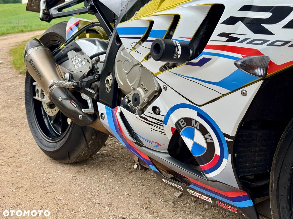 BMW S - 10