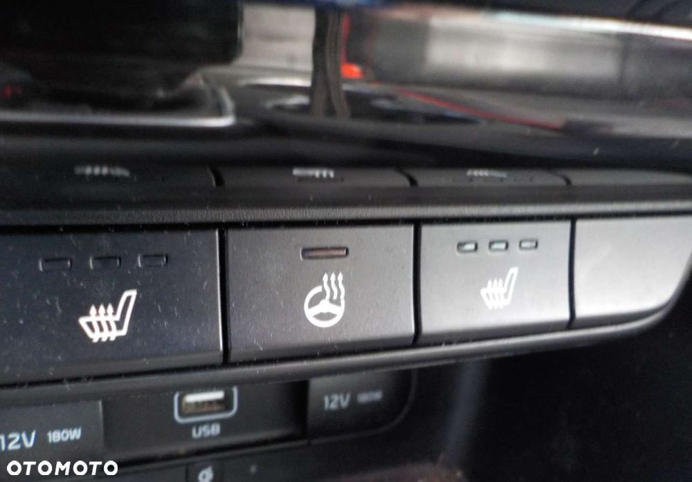 Kia Sportage - 25