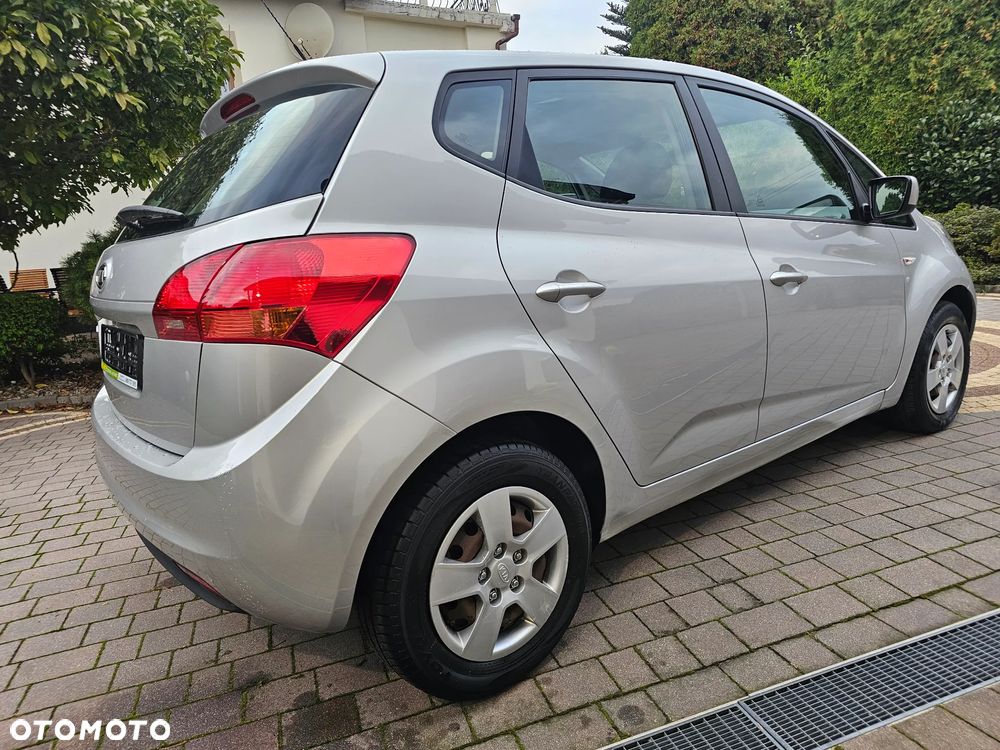 Kia Venga - 4
