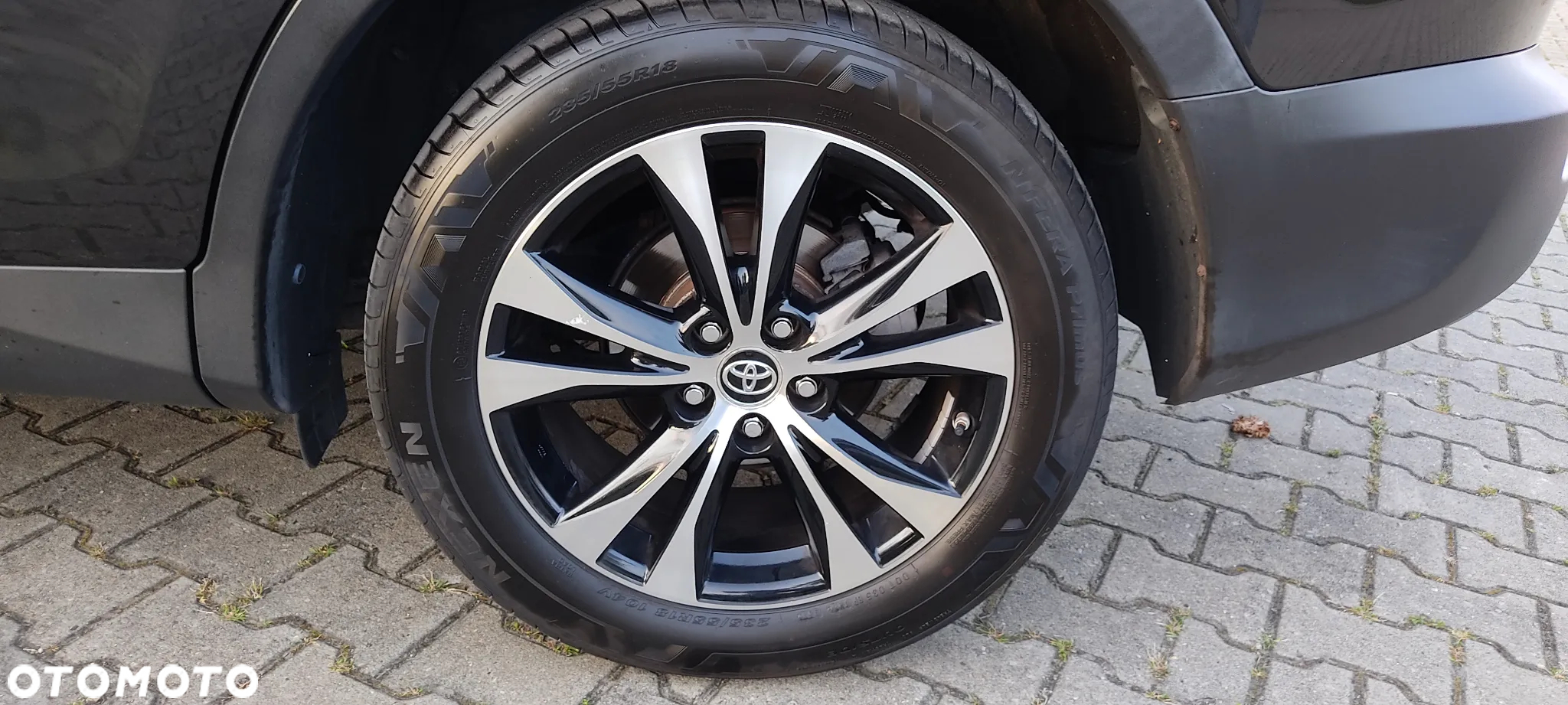Toyota RAV4 - 10