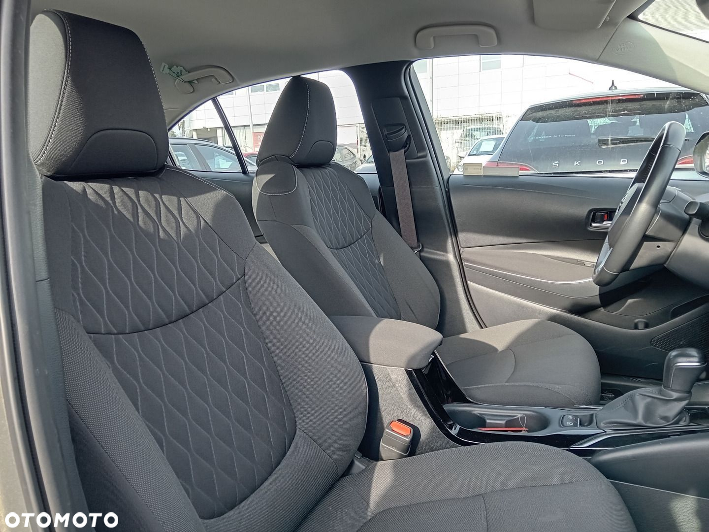 Toyota Corolla - 15