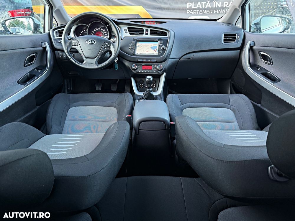 Kia Ceed 1.6 CRDi 128 ISG SW Dream-Team Edition - 21