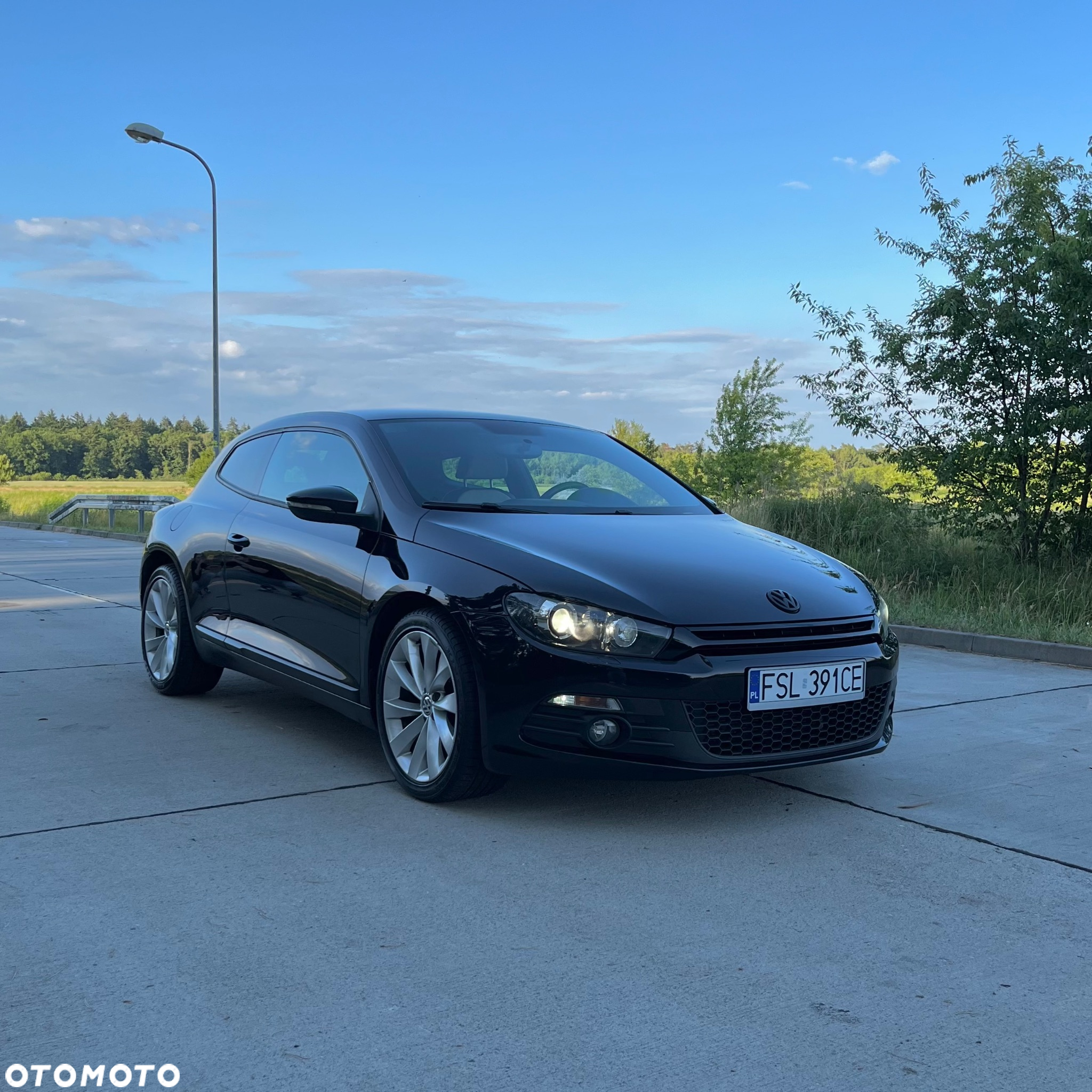 Volkswagen Scirocco 2.0 TDI DSG - 8