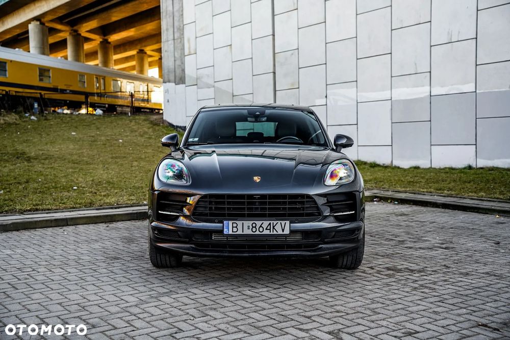 Porsche Macan - 3