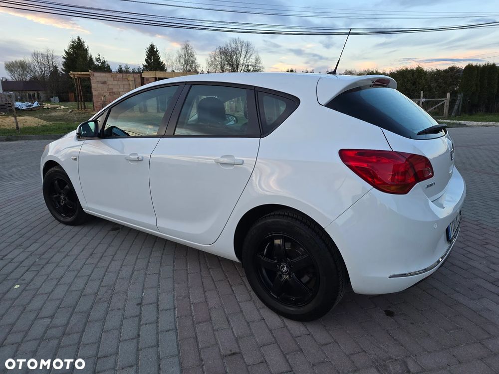 Opel Astra 1.6 Active - 25