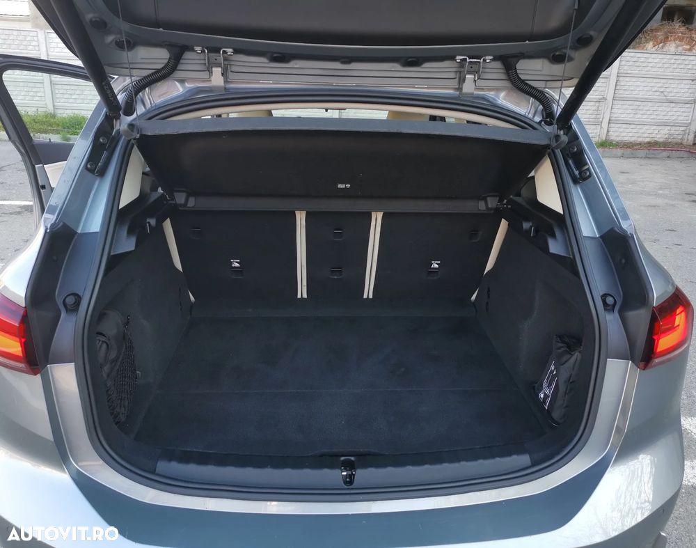 BMW Seria 2 218d Aut. Luxury Line - 38