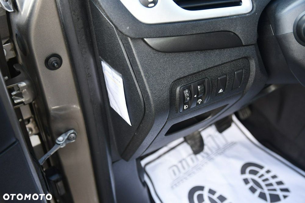 Renault Grand Scenic - 22