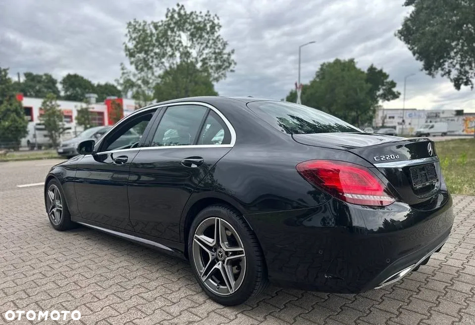 Mercedes-Benz Klasa C 220 d 4-Matic 9G-TRONIC - 6