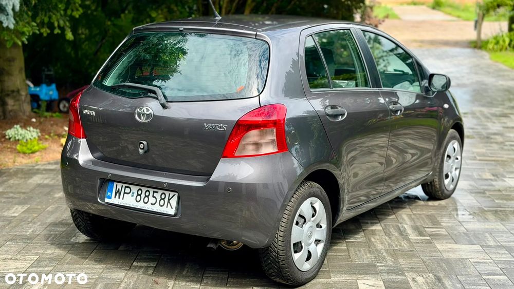 Toyota Yaris - 3