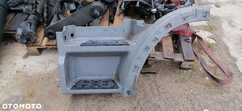 Stopnica lewa Mercedes Actros MP2 MP3 - 3