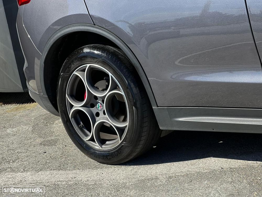 Alfa Romeo Stelvio 2.2 D Super AT8 Q4 - 11