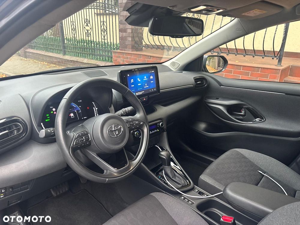 Toyota Yaris - 4
