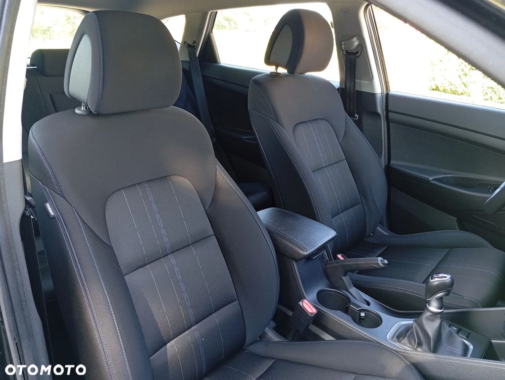 Hyundai Tucson 1.6 GDi 2WD Select - 10