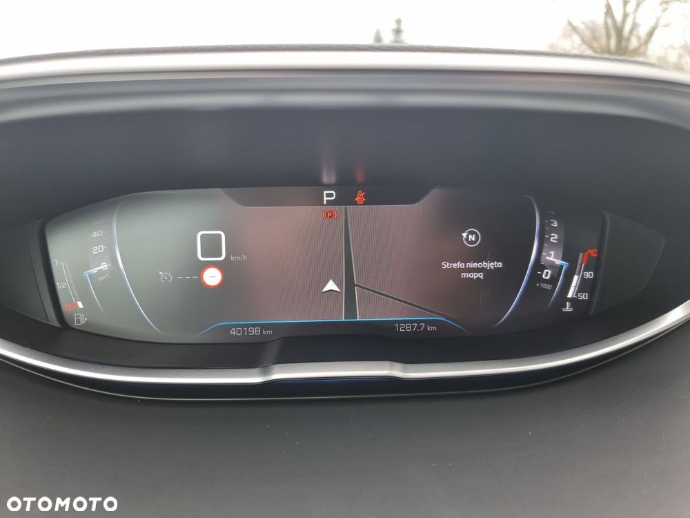 Peugeot 3008 1.2 PureTech Allure Pack S&S EAT8 - 36