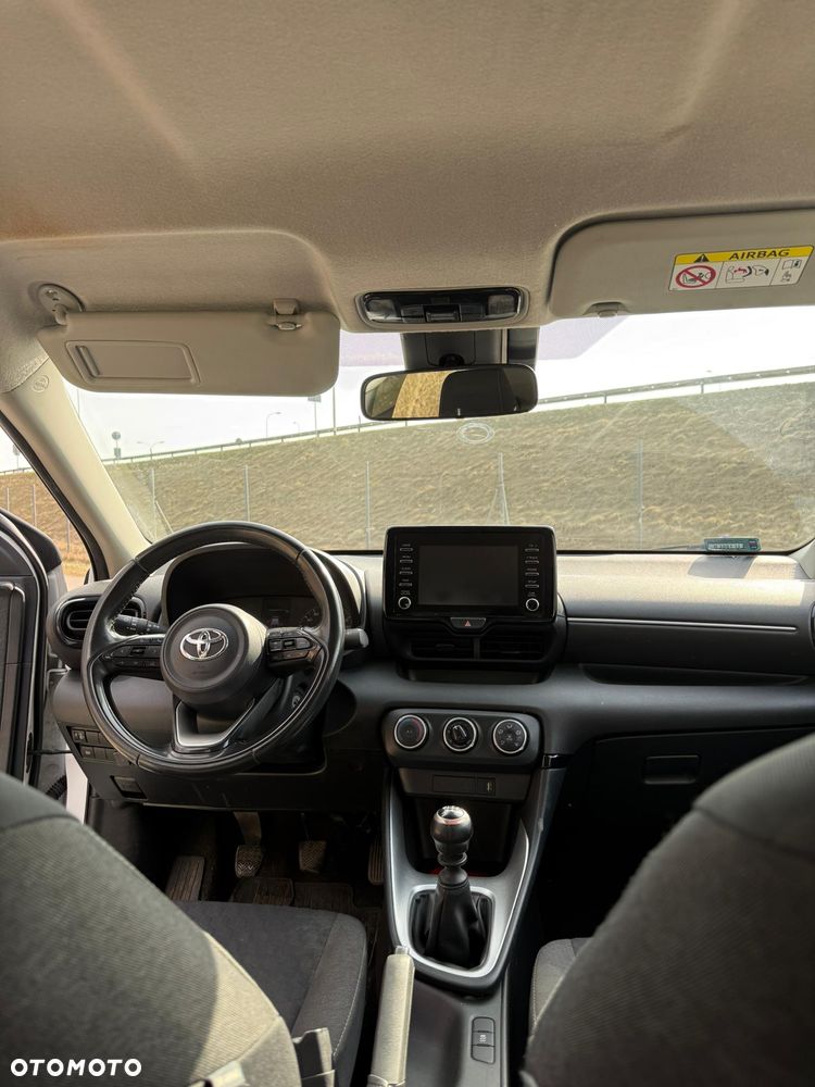Toyota Yaris 1.5 Comfort - 12