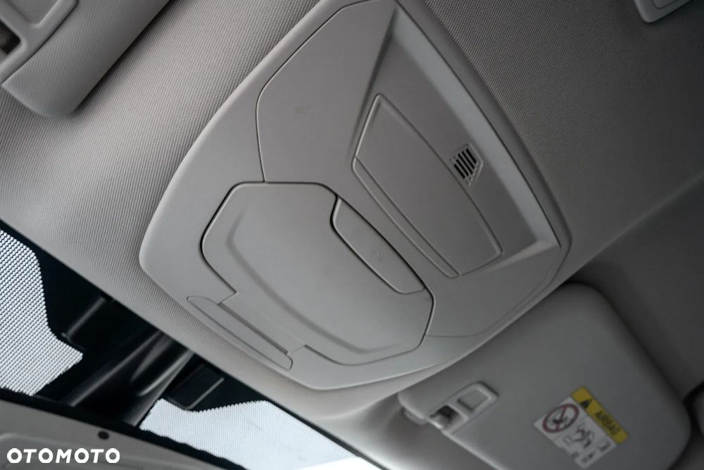 Ford Kuga - 26