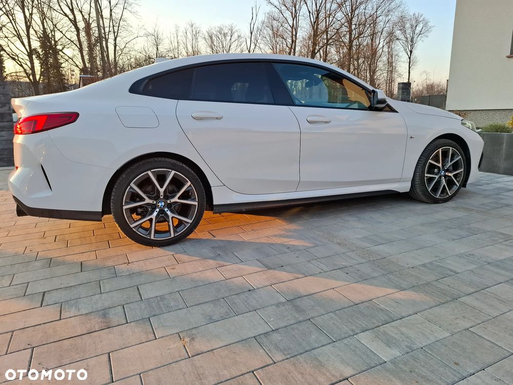 BMW Seria 2 218d M Sport - 5