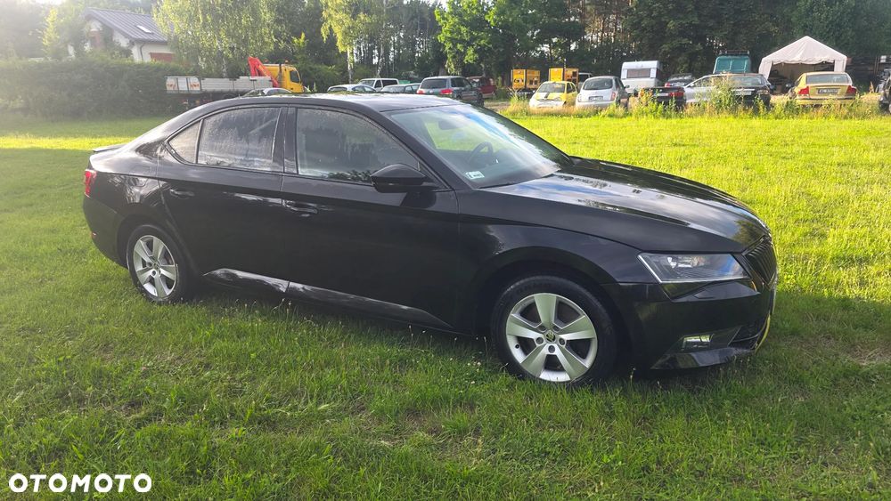 Skoda Superb 2.0 TDI Active - 17