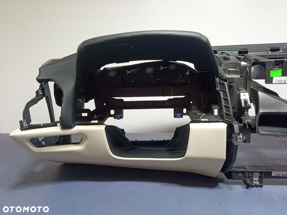 BMW 8 G14 G15 F91 F92 DESKA KONSOLA EU SKÓRA HUD - 2