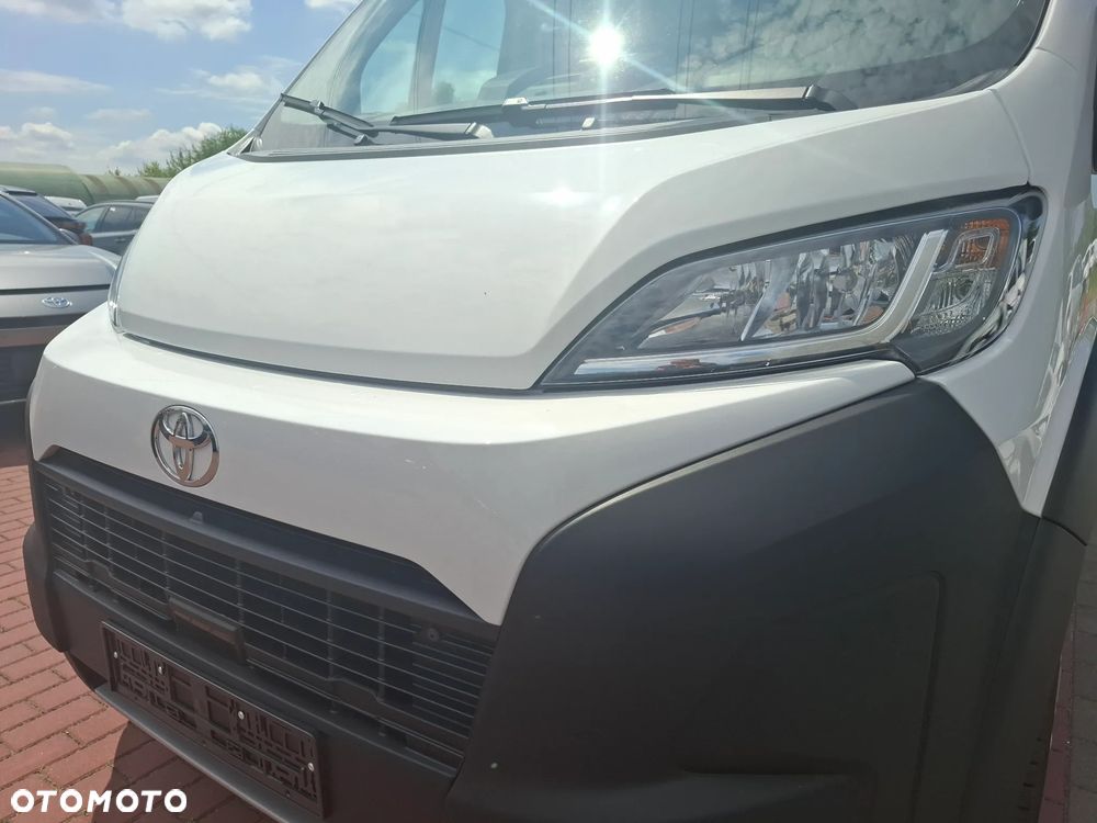 Toyota Proace Max - 26