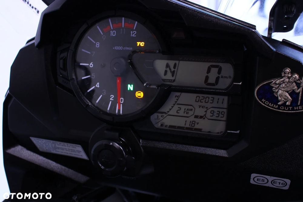 Suzuki DL - 8