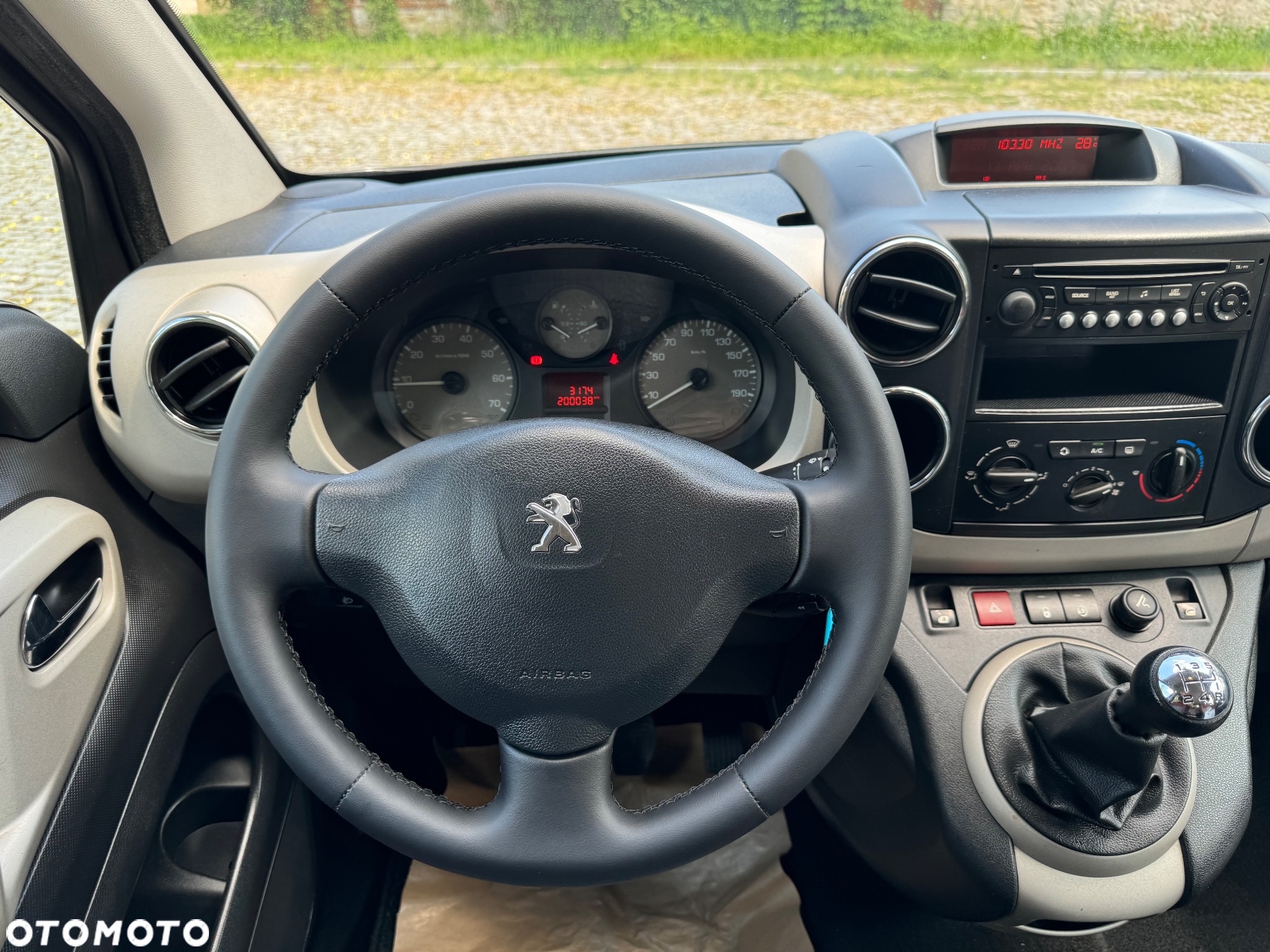 Peugeot Partner 1.6 HDi Active - 28