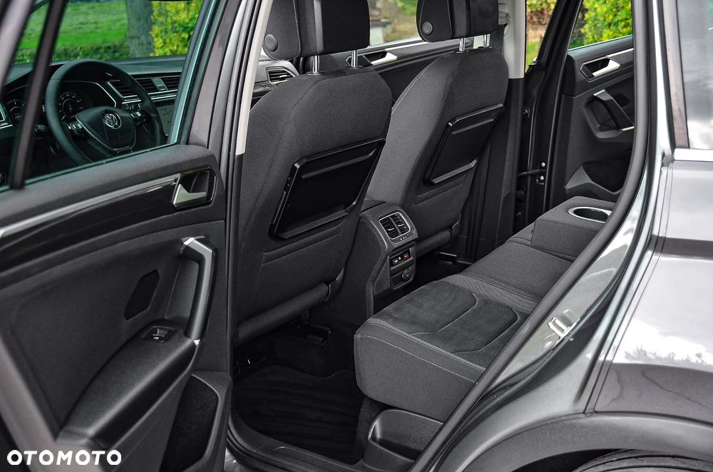 Volkswagen Tiguan - 28