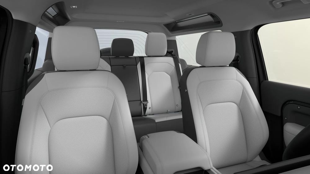 Land Rover Defender 90 D250 X-Dynamic SE - 4