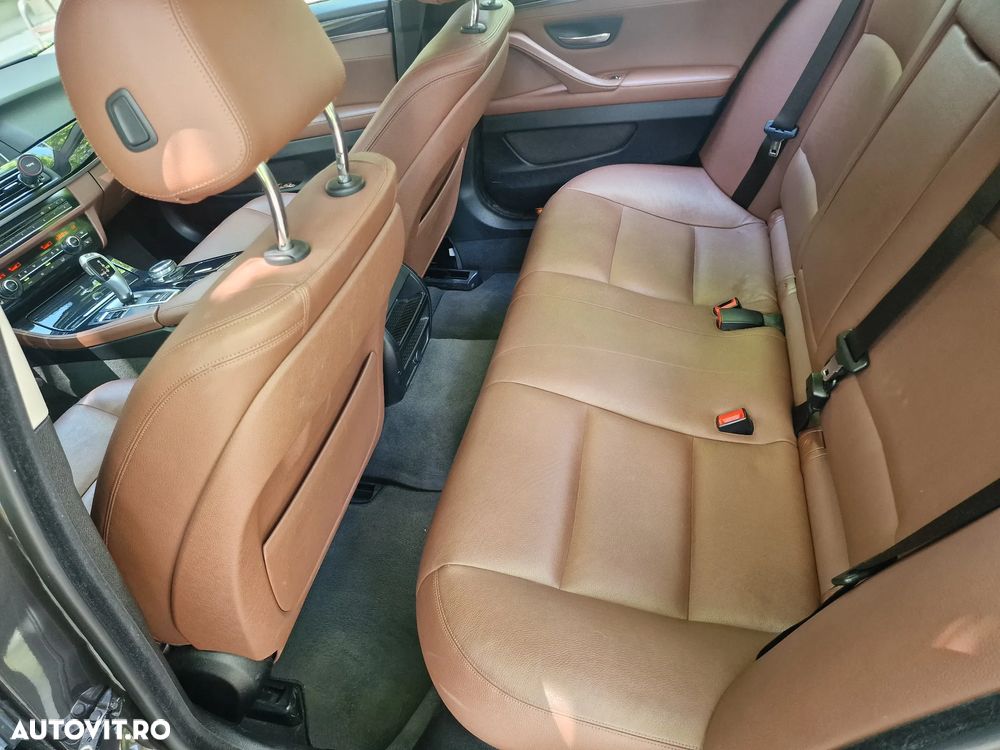 BMW Seria 5 520d Aut. Luxury Line - 18
