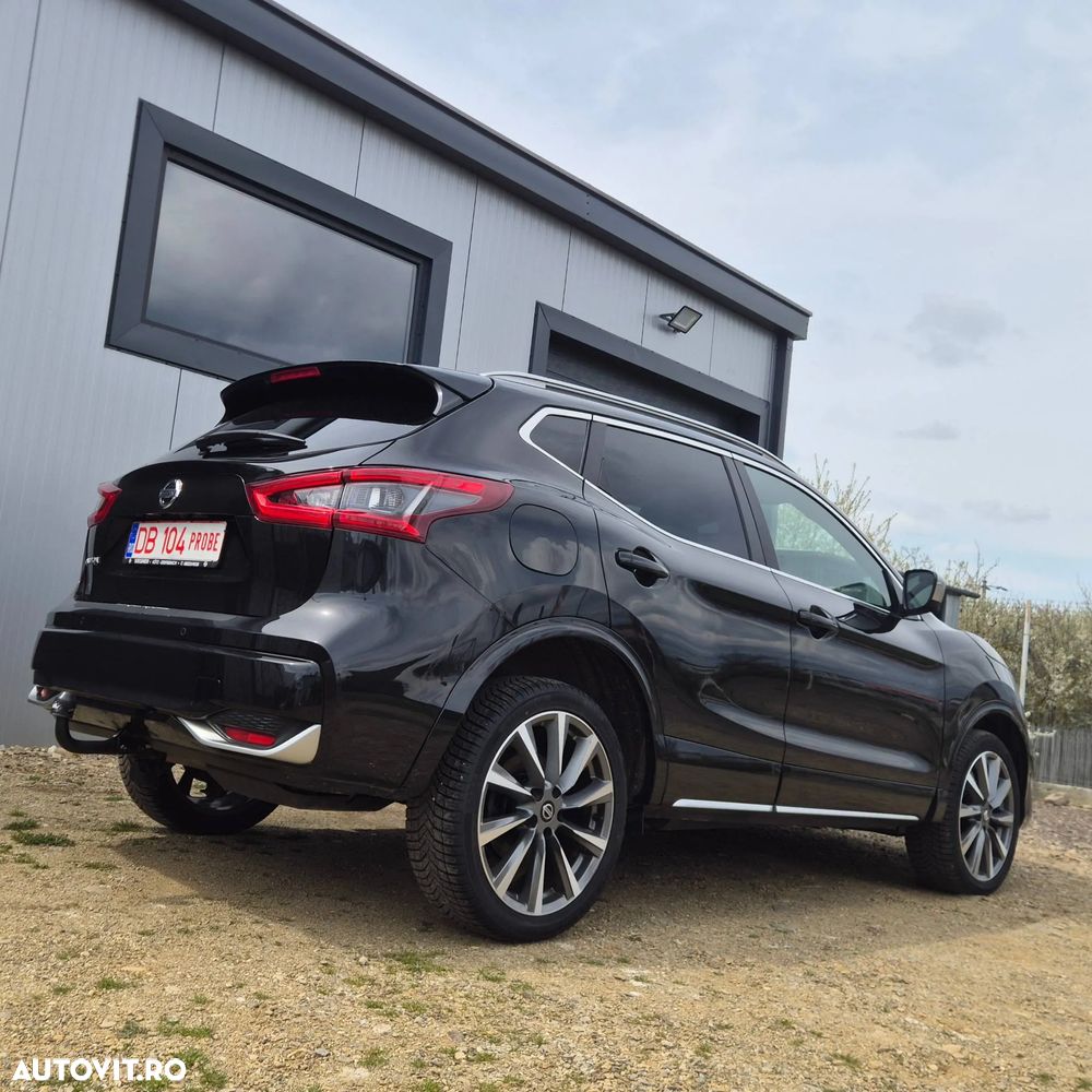 Nissan Qashqai 1.7 dCi Xtronic ALL-MODE 4x4i TEKNA - 9