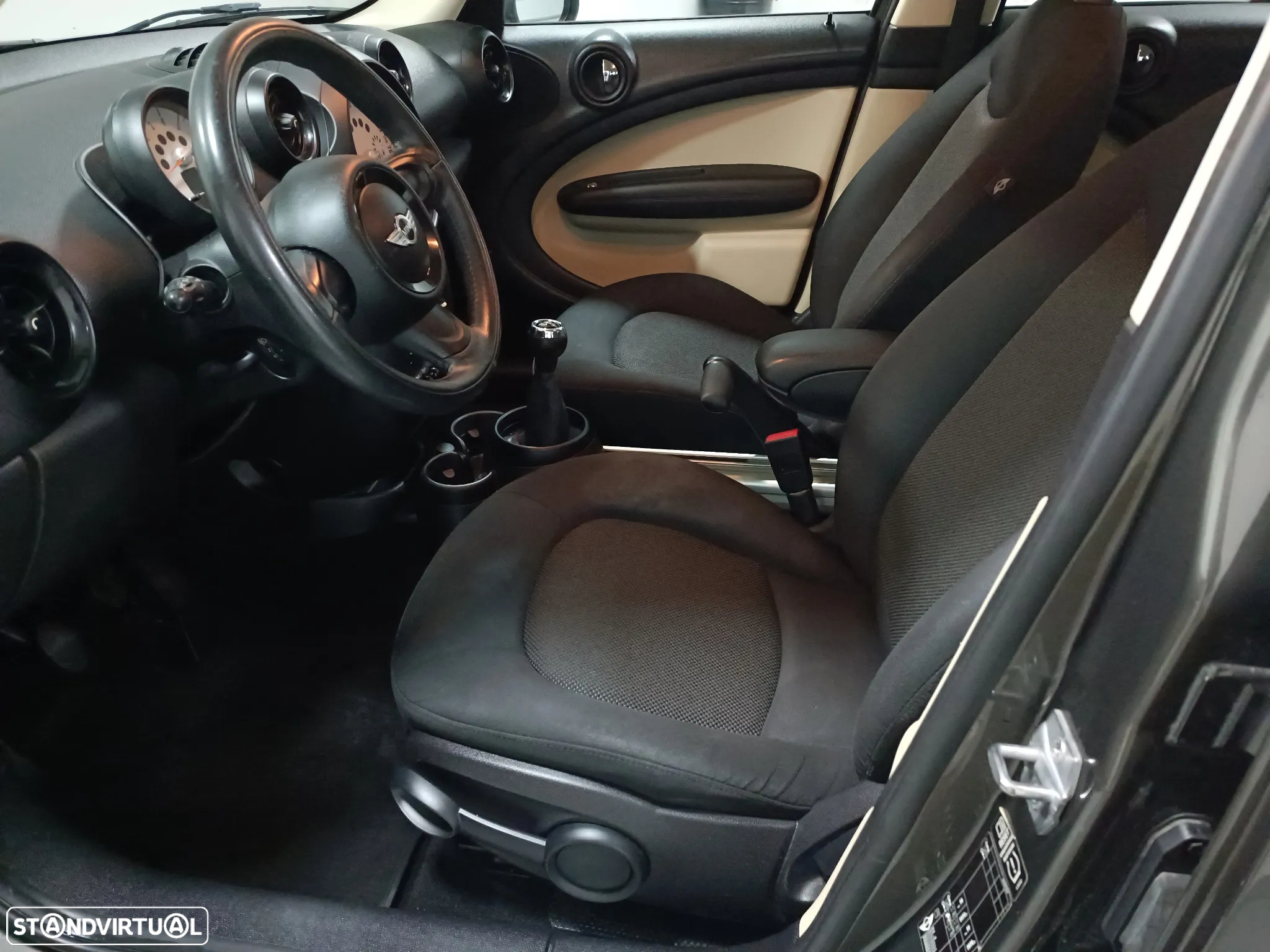 MINI Countryman One D - 10