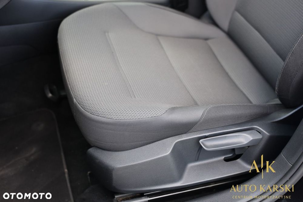Volkswagen Golf - 31