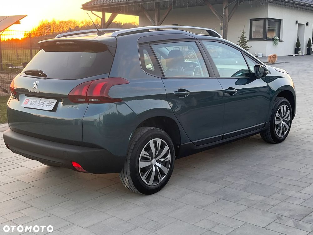 Peugeot 2008 PureTech 82 Allure - 4