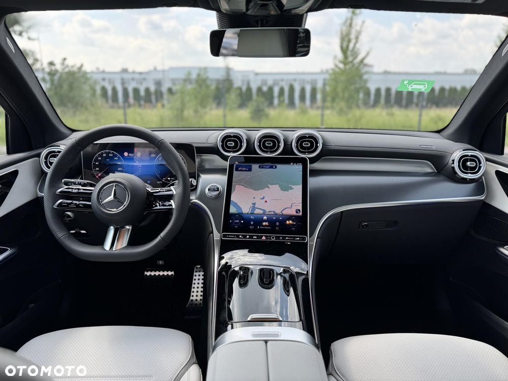Mercedes-Benz GLC 300 e PHEV 4-Matic AMG Line - 15