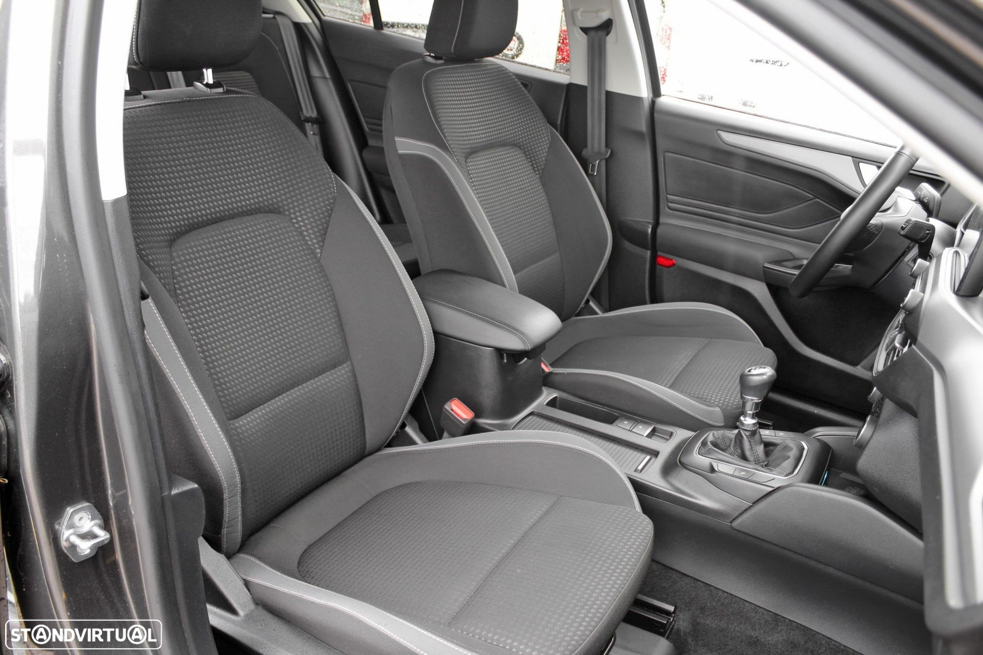 Ford Focus 1.0 EcoBoost MHEV Connected - 24