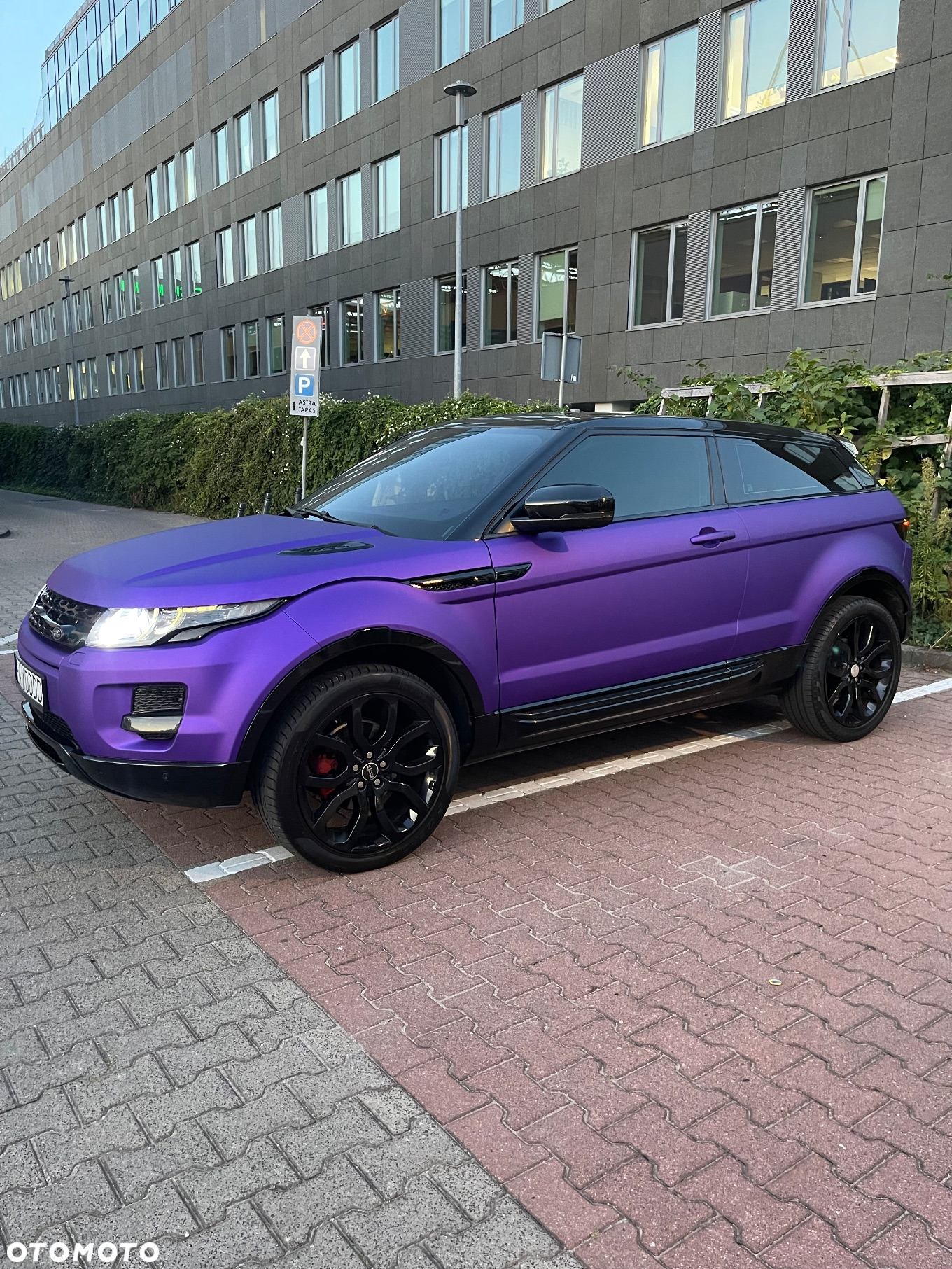 Land Rover Range Rover Evoque - 13