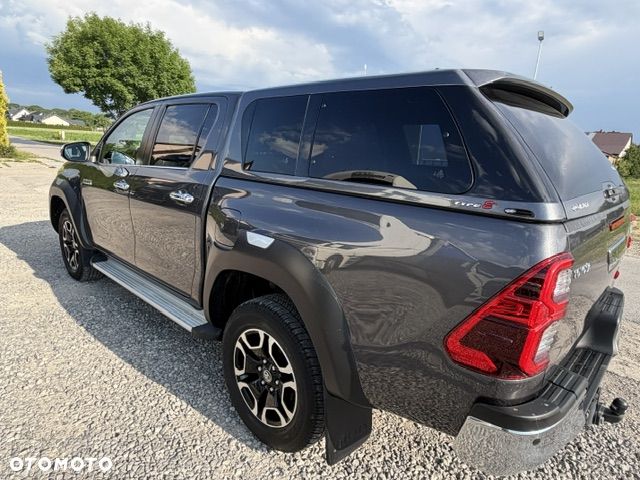 Toyota Hilux 2.8 D-4D Double Cab SR5+ 4x4 - 4