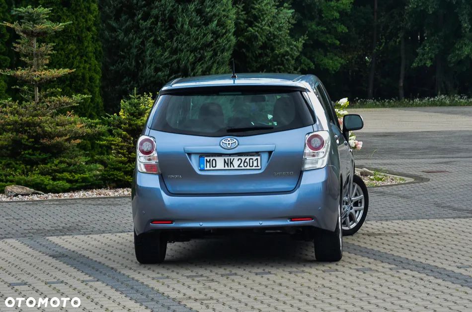 Toyota Verso 1.6 Premium 7os - 13