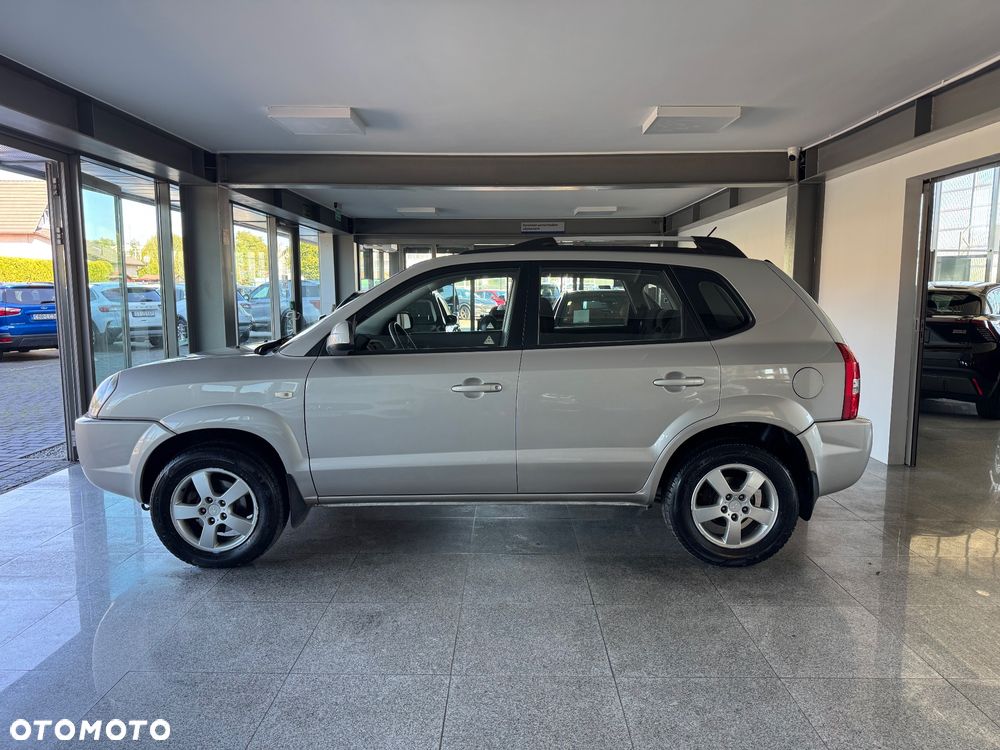 Hyundai Tucson 2.0 Comfort 2WD - 8