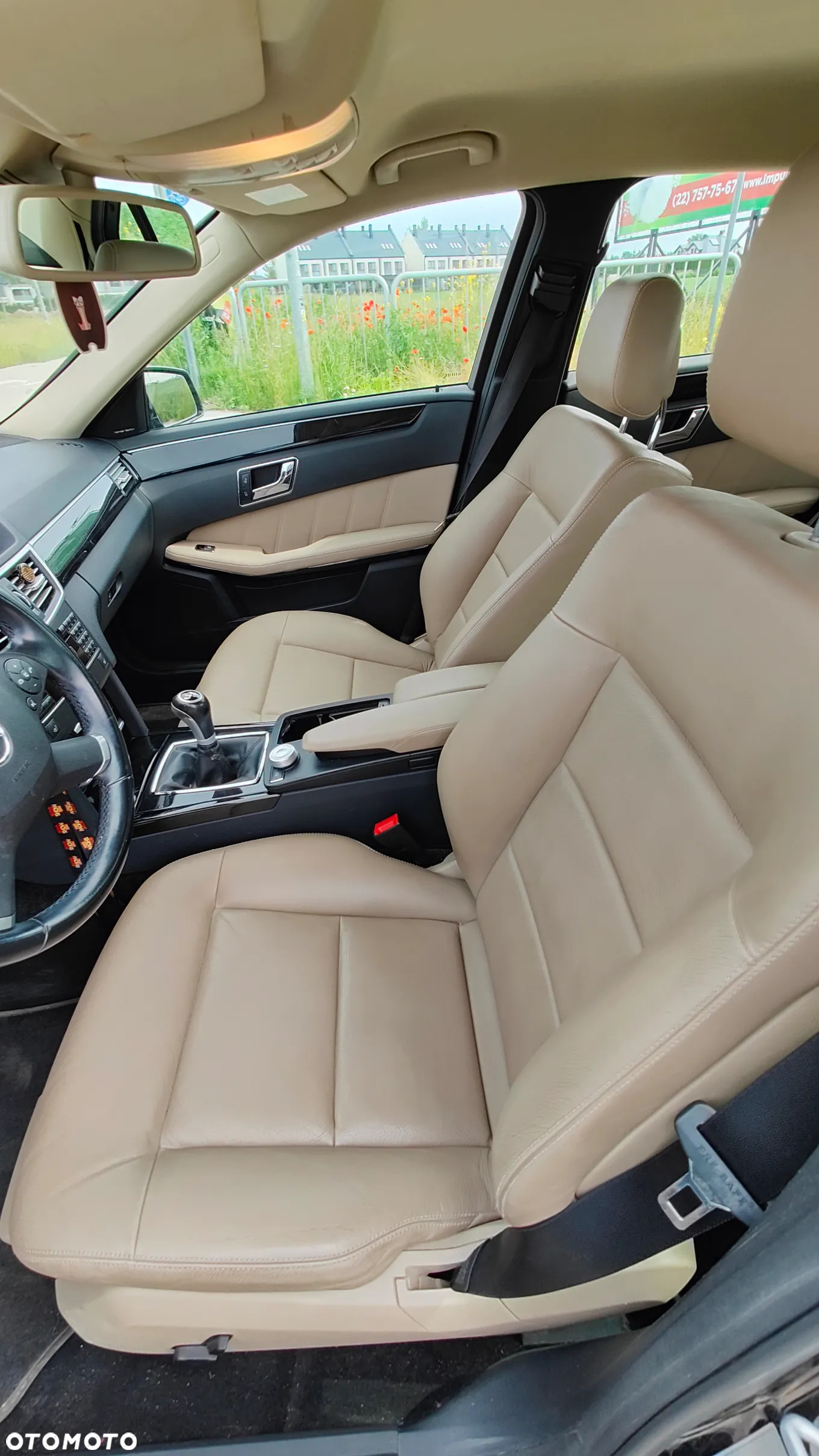 Mercedes-Benz Klasa E 250 CDI BlueEff Avantgarde - 15
