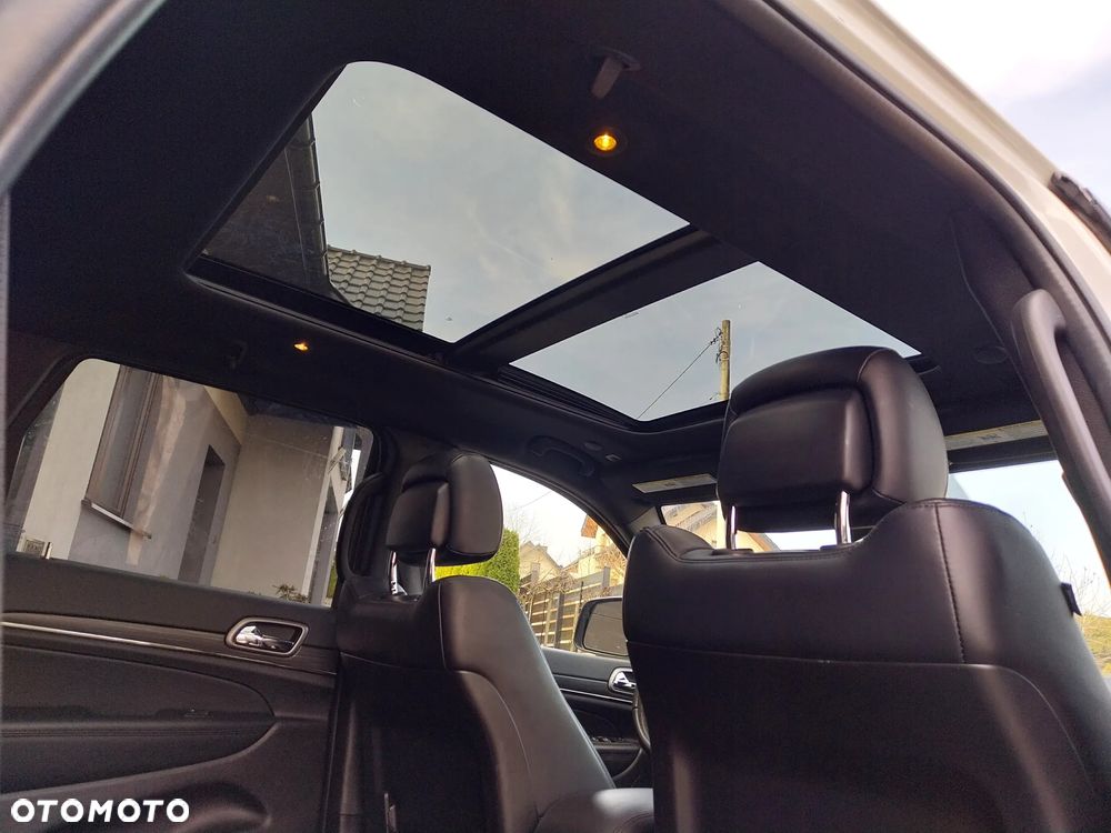 Jeep Grand Cherokee - 9