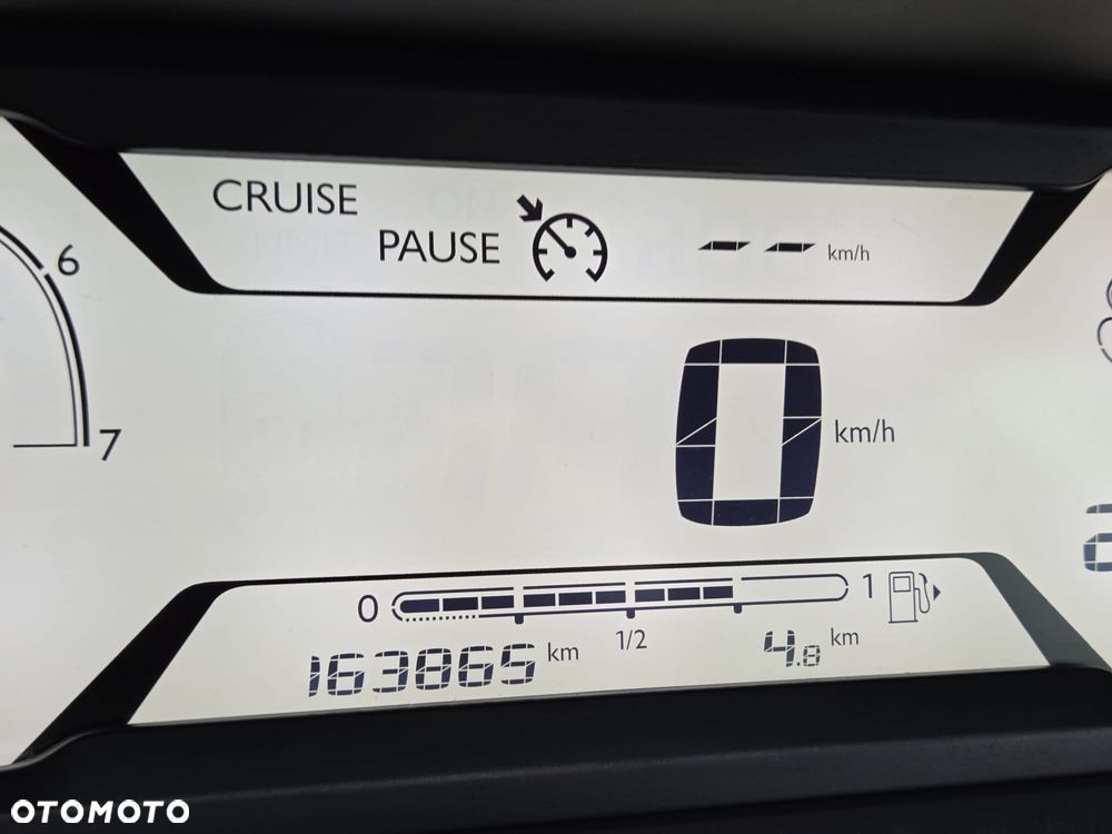 Citroën C4 Picasso 1.6 BlueHDi Attraction - 11