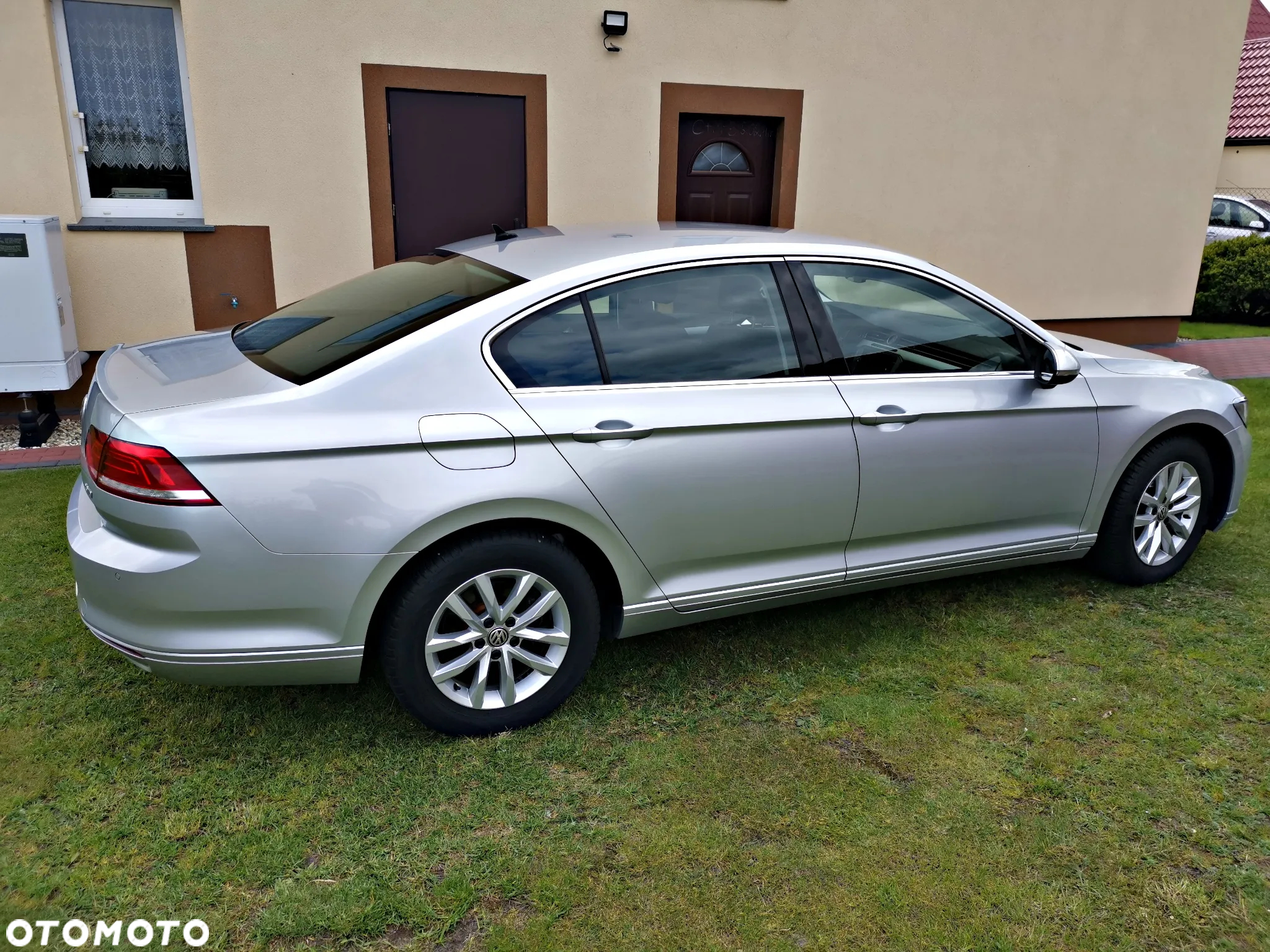 Volkswagen Passat 2.0 TDI BMT Comfortline DSG - 10