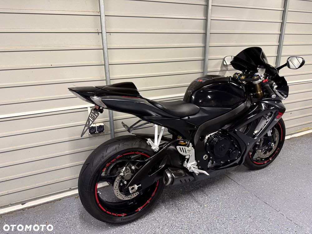Suzuki GSX-R - 3